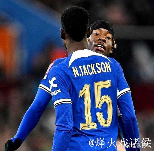 杰克逊状态回升！次节飙中两记三分，此前近五场三分全失